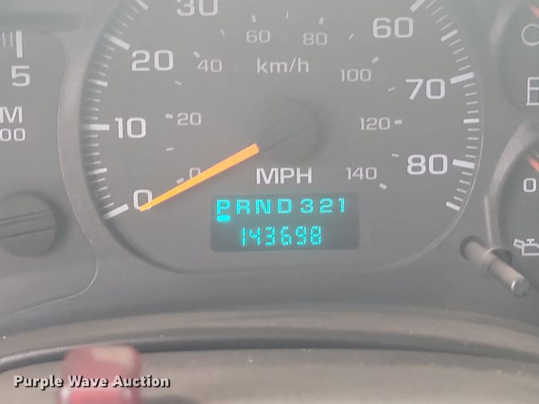 image for item DQ7516 2008 Chevrolet C5500  shuttle bus