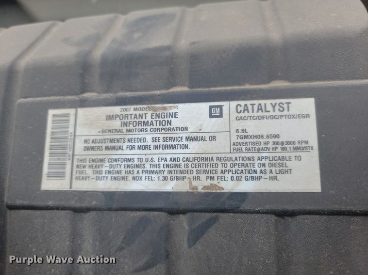 image for item DQ7516 2008 Chevrolet C5500  shuttle bus