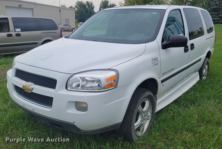 image for item DQ7518 2008 Chevrolet Uplander  van