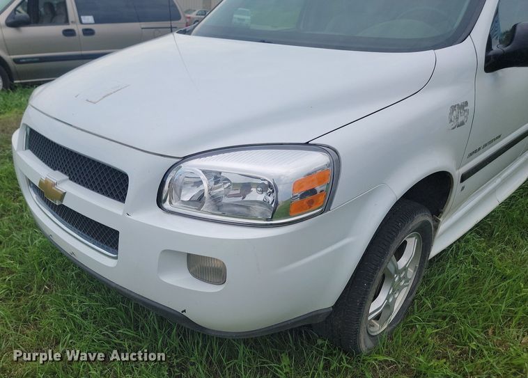 image for item DQ7518 2008 Chevrolet Uplander  van