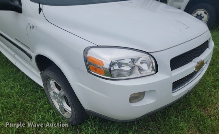 image for item DQ7518 2008 Chevrolet Uplander  van