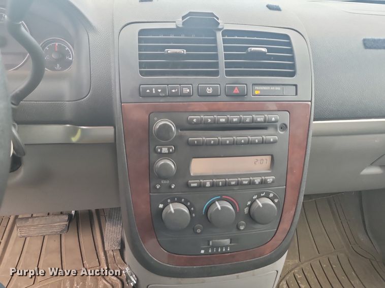 image for item DQ7518 2008 Chevrolet Uplander  van