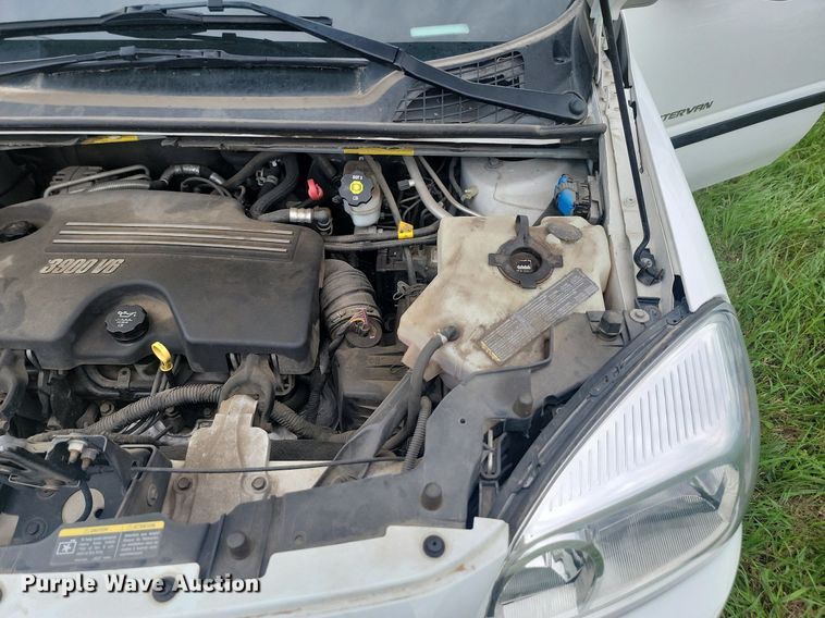 image for item DQ7518 2008 Chevrolet Uplander  van