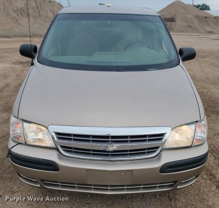 image for item DQ7519 2003 Chevrolet Venture  van