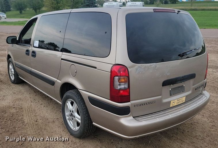 image for item DQ7519 2003 Chevrolet Venture  van