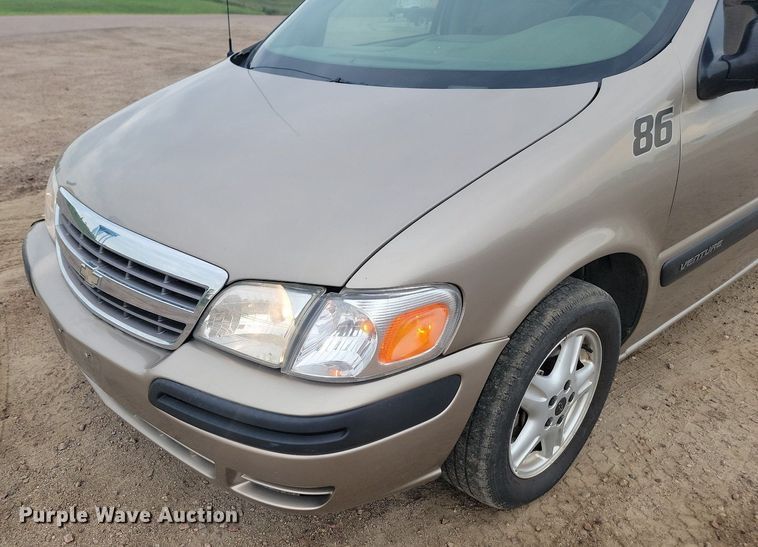 image for item DQ7519 2003 Chevrolet Venture  van