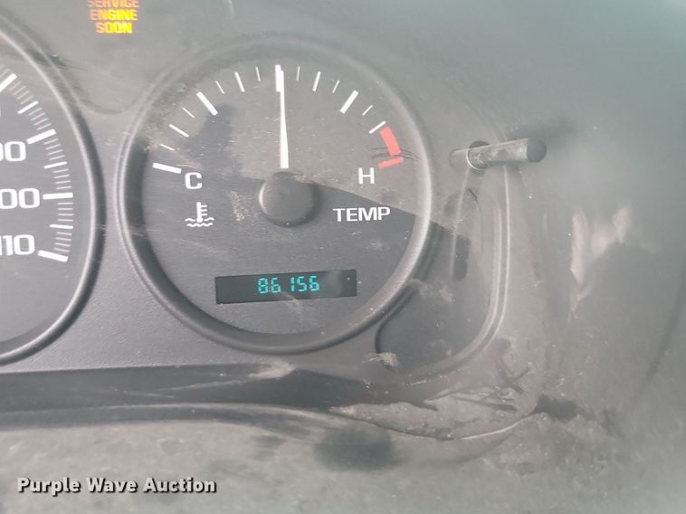 image for item DQ7519 2003 Chevrolet Venture  van