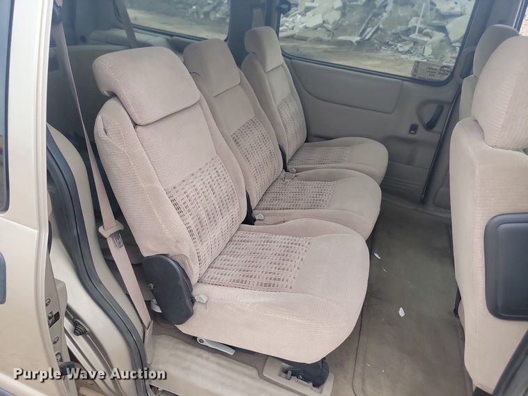 image for item DQ7519 2003 Chevrolet Venture  van