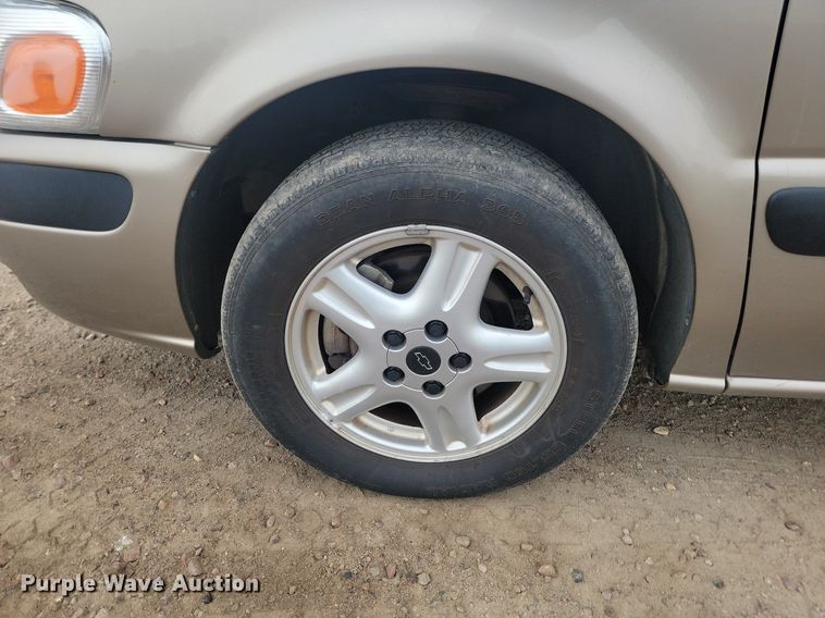 image for item DQ7519 2003 Chevrolet Venture  van