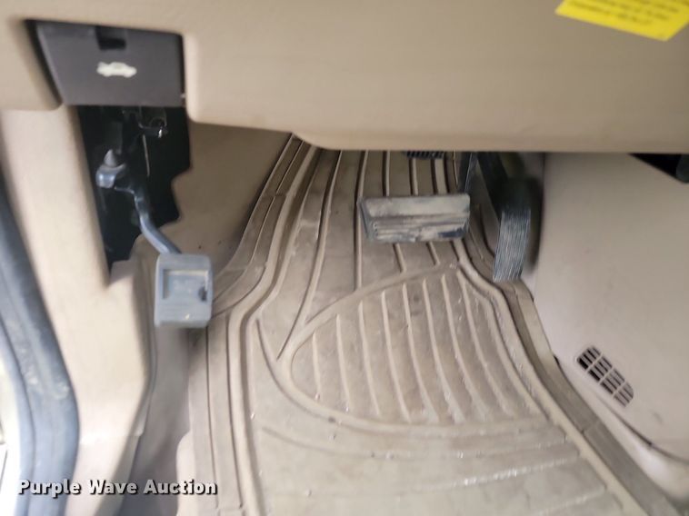 image for item DQ7520 2007 Chevrolet Uplander  van