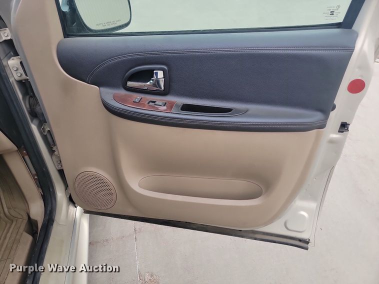 image for item DQ7520 2007 Chevrolet Uplander  van