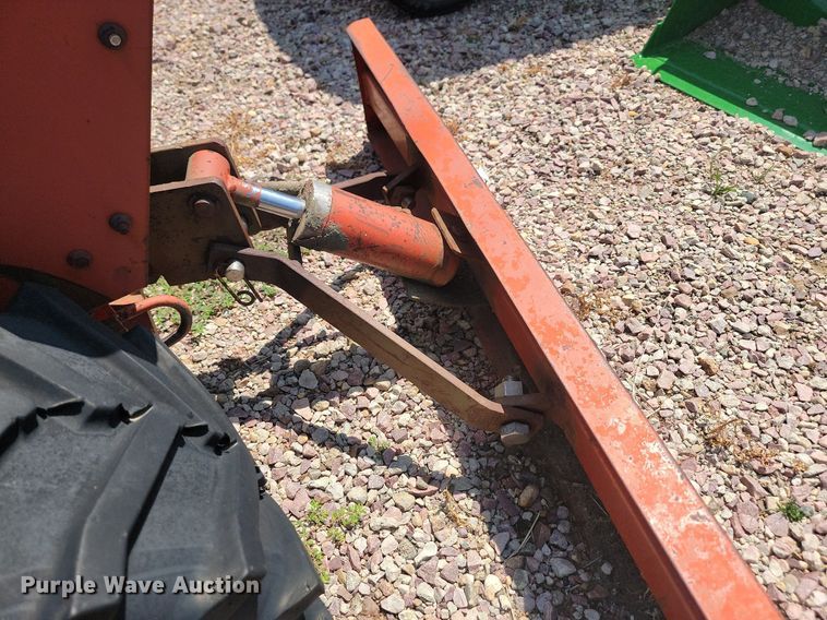 image for item DQ7522 Ditch Witch 1810  trencher