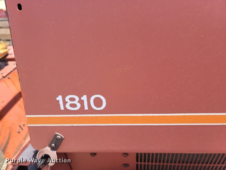 image for item DQ7522 Ditch Witch 1810  trencher