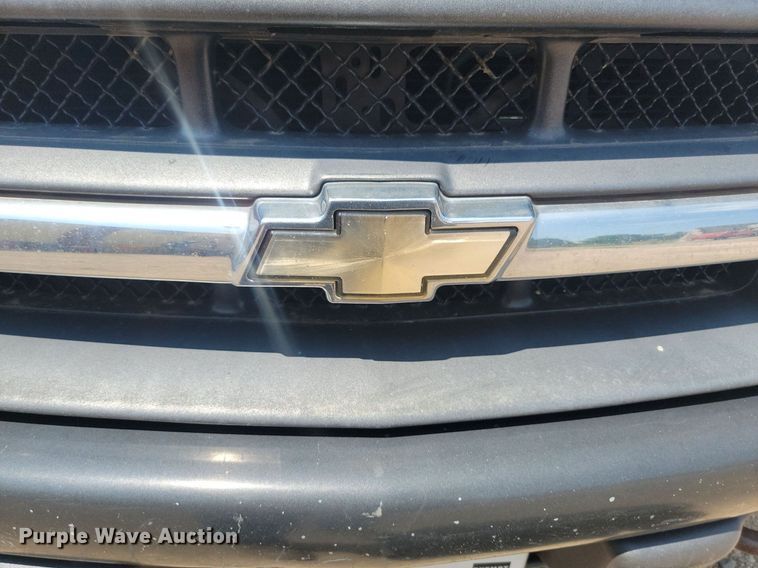 image for item DQ7523 2002 Chevrolet S10  Ext. Cab pickup truck