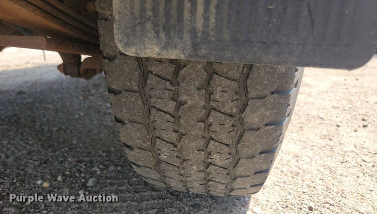 image for item DQ7523 2002 Chevrolet S10  Ext. Cab pickup truck