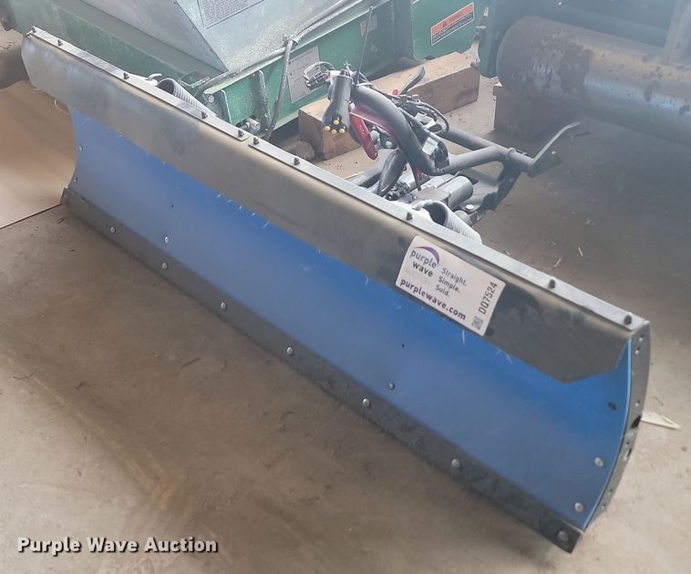 image for item DQ7524 Polaris  72" W snow plow