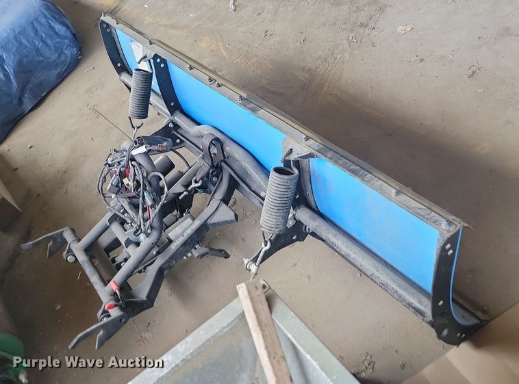 image for item DQ7524 Polaris  72" W snow plow