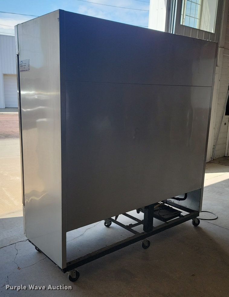 image for item DQ7527 True  refrigerator