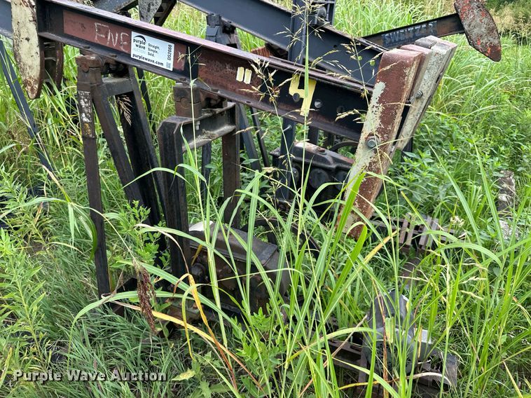 image for item DS2088 (18) pump jacks