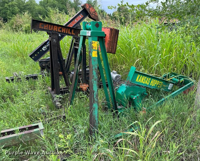 image for item DS2088 (18) pump jacks