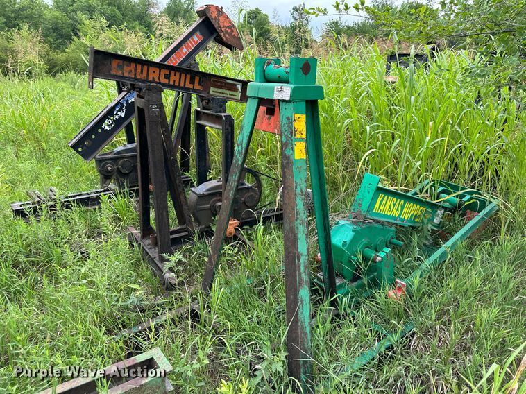 image for item DS2088 (18) pump jacks