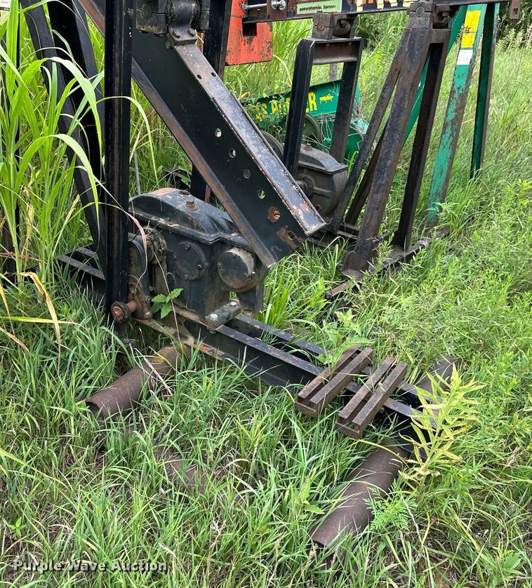 image for item DS2088 (18) pump jacks