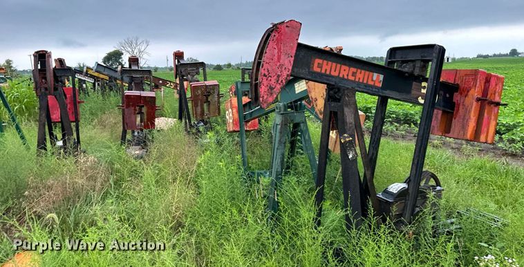 image for item DS2095 (12) pump jacks