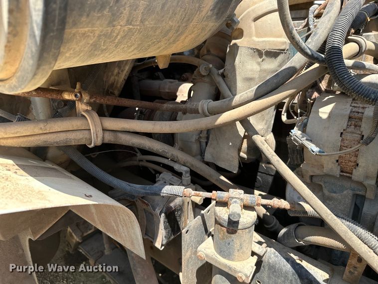 image for item HG9291 1999 International 4900  dump truck