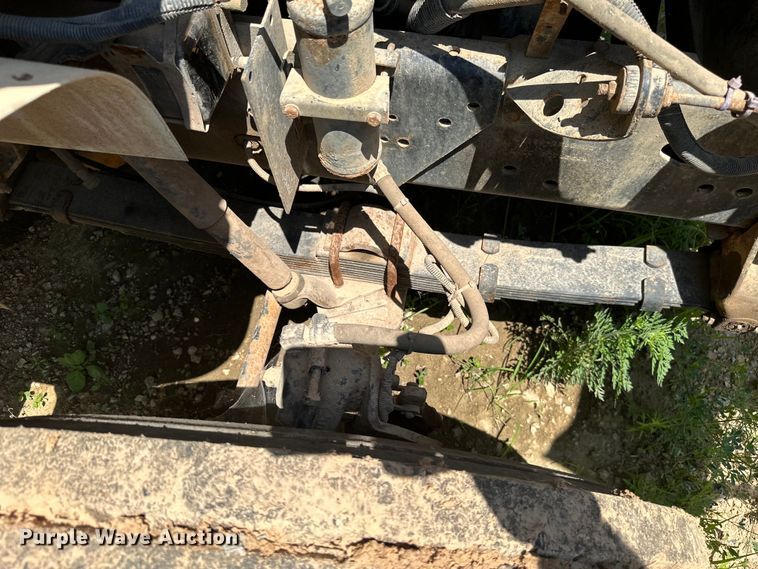 image for item HG9291 1999 International 4900  dump truck