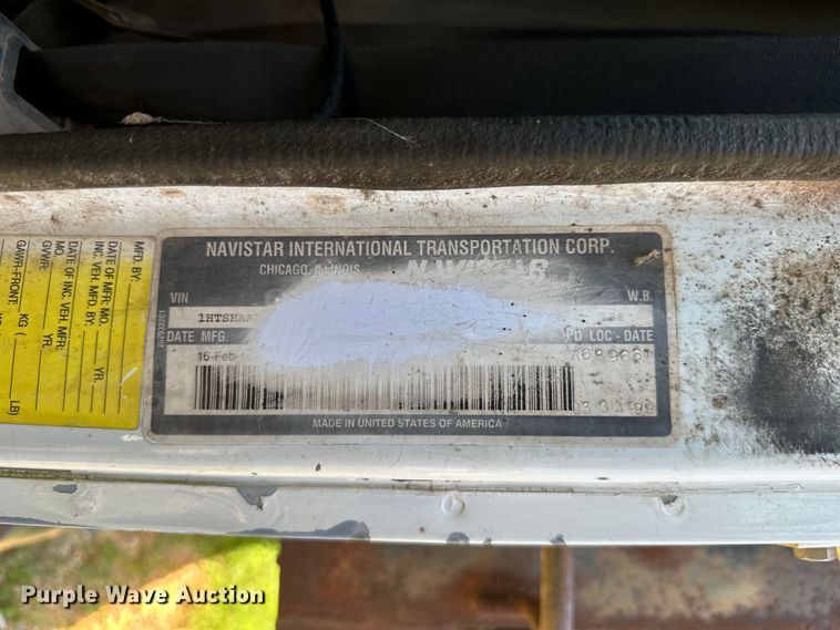 image for item HG9291 1999 International 4900  dump truck