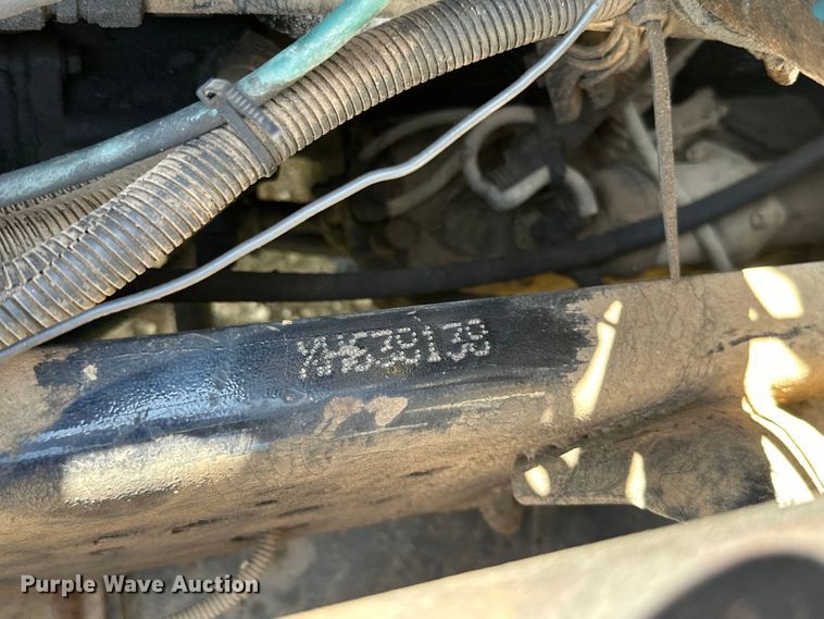 image for item HG9291 1999 International 4900  dump truck