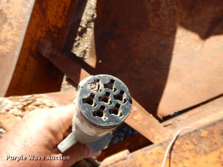 image for item HG9300 1987 Holden Industries  equipment trailer