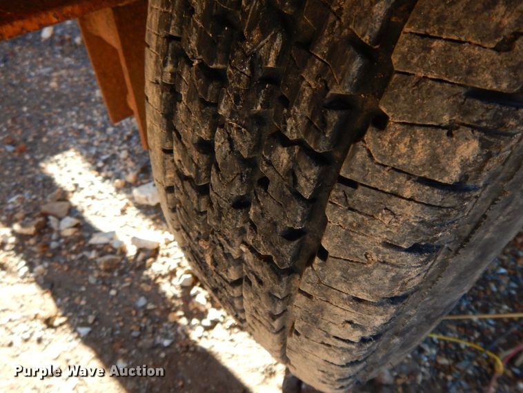 image for item HG9300 1987 Holden Industries  equipment trailer