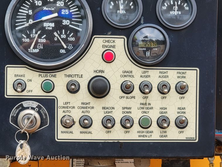 image for item HY9090 LeeBoy 8510B  screed