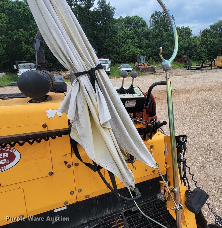 image for item HY9090 LeeBoy 8510B  screed