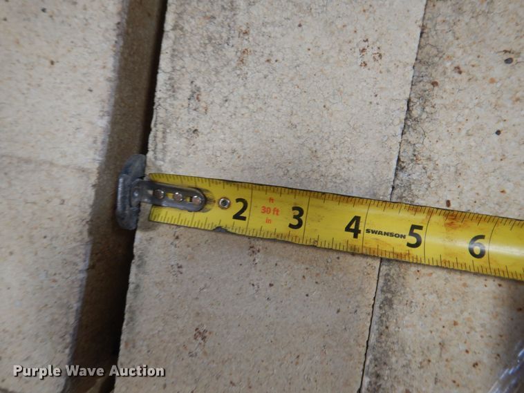 image for item IQ9775 Approximately 130 fire bricks