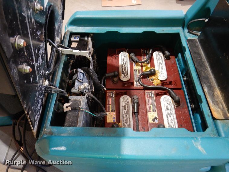 image for item IQ9778 Tennant T7  floor scrubber