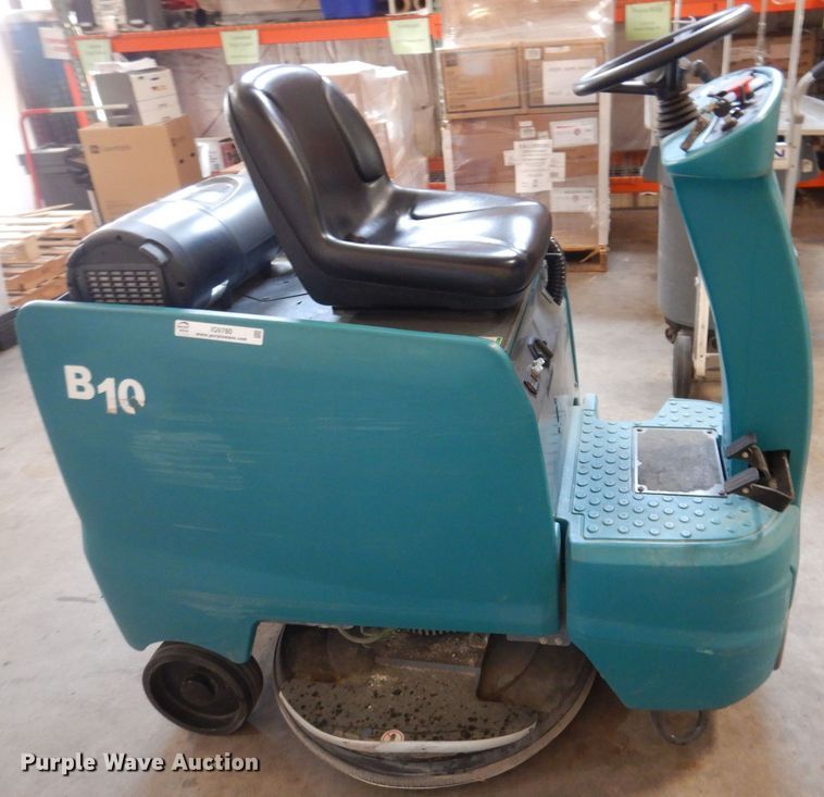 image for item IQ9780 Tennant B10  floor buffer
