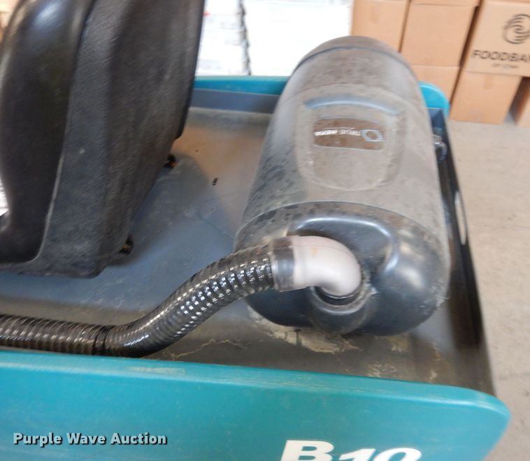 image for item IQ9780 Tennant B10  floor buffer