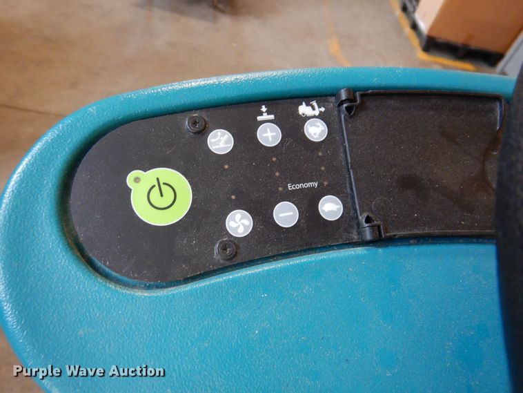 image for item IQ9780 Tennant B10  floor buffer