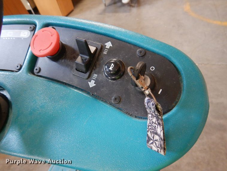 image for item IQ9780 Tennant B10  floor buffer