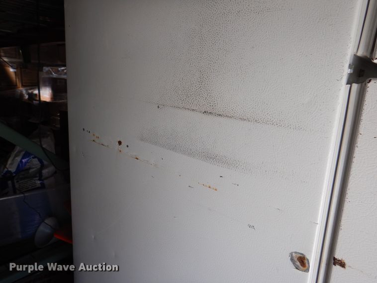 image for item IQ9785 2010 Whirlpool  refrigerator