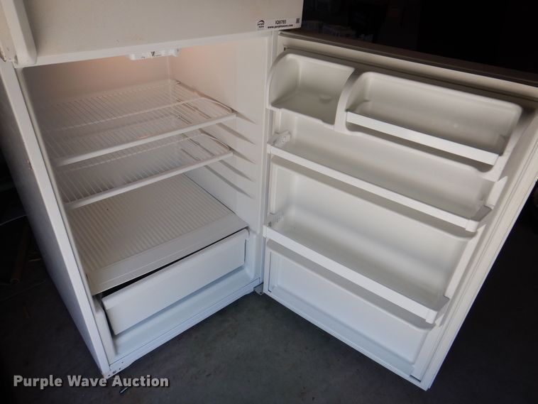 image for item IQ9785 2010 Whirlpool  refrigerator