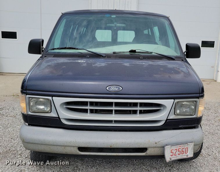 image for item JO9289 2000 Ford E150 XL  van
