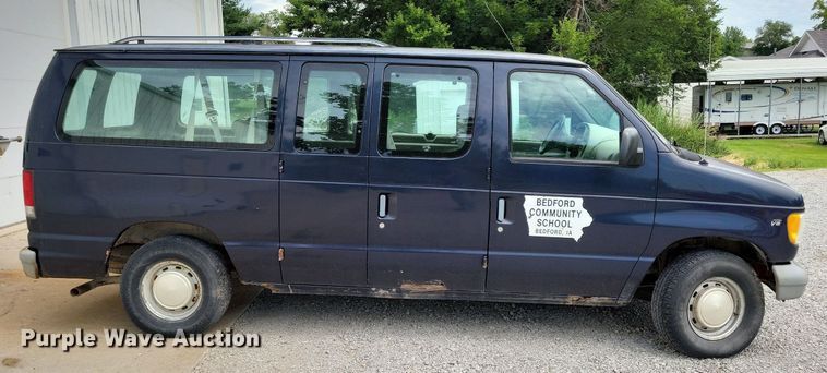 image for item JO9289 2000 Ford E150 XL  van
