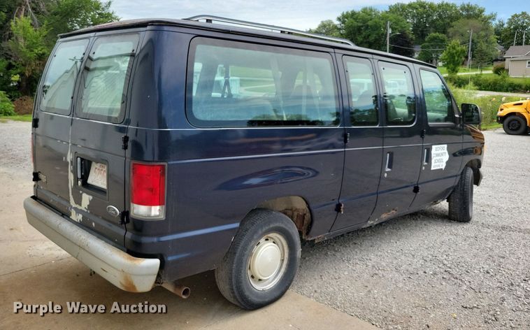 image for item JO9289 2000 Ford E150 XL  van