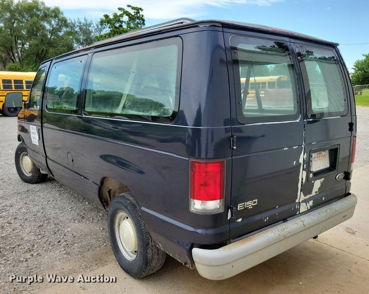 image for item JO9289 2000 Ford E150 XL  van