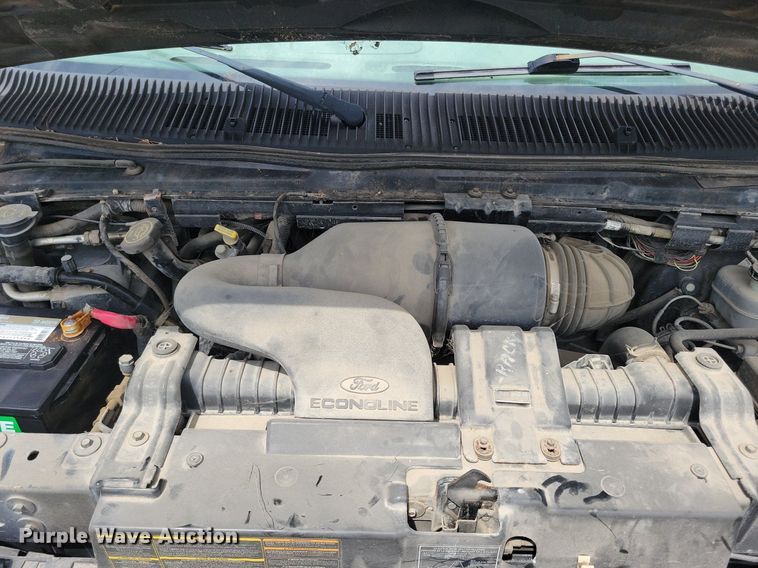 image for item JO9289 2000 Ford E150 XL  van