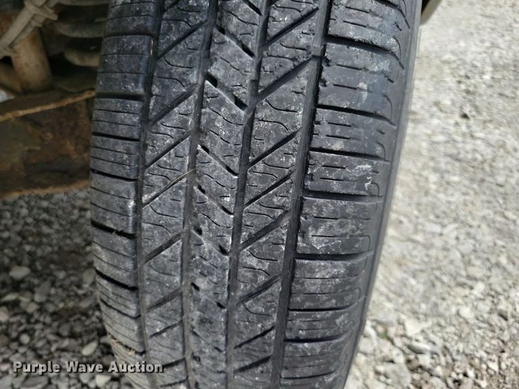 image for item JO9289 2000 Ford E150 XL  van