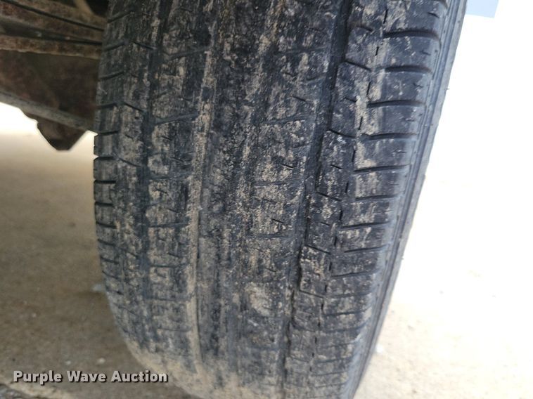 image for item JO9289 2000 Ford E150 XL  van